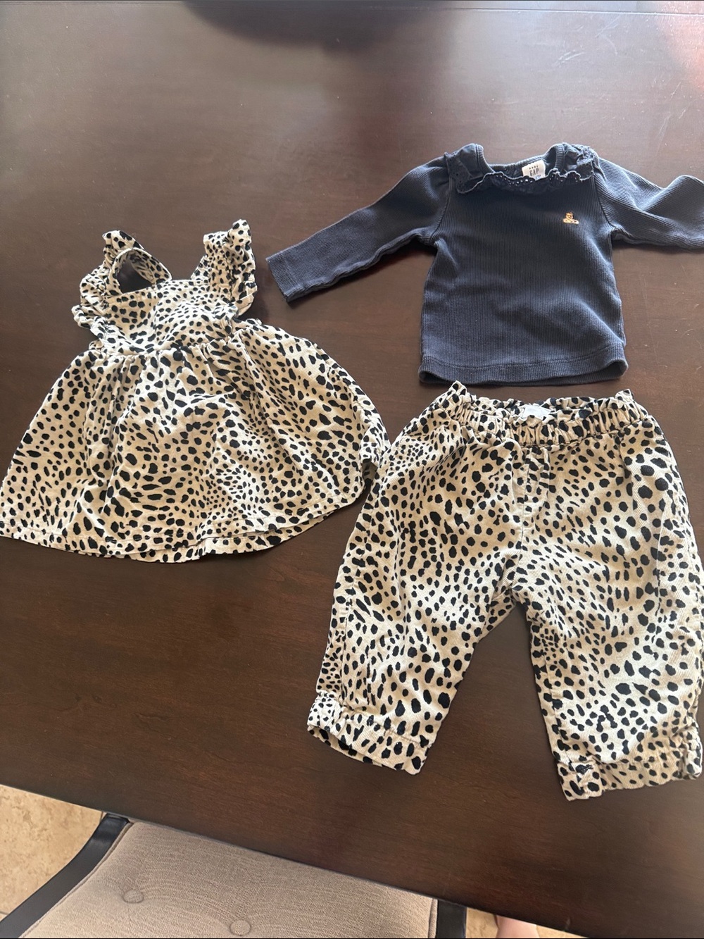 GAP Babygirl animal print set dress, shirt and pants set